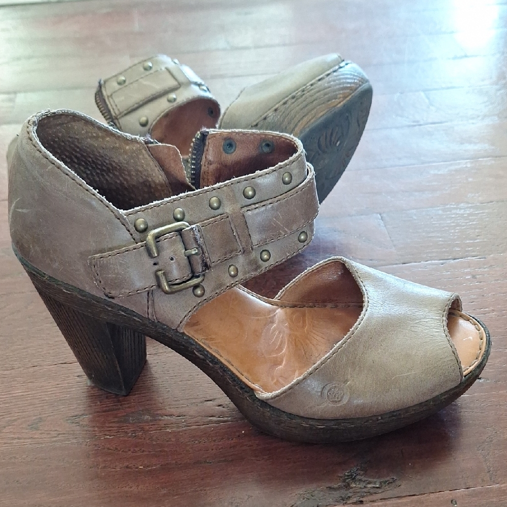 Born Taupe Women's Heeled Sandals